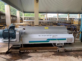 三相離心機調試現場設備